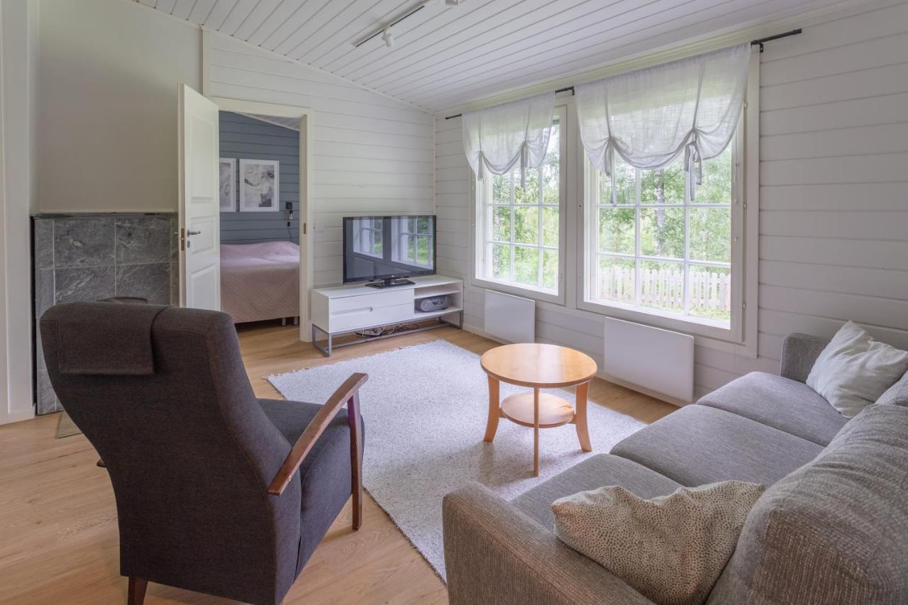 Lomaperkkiö Cottages Kajana Eksteriør bilde