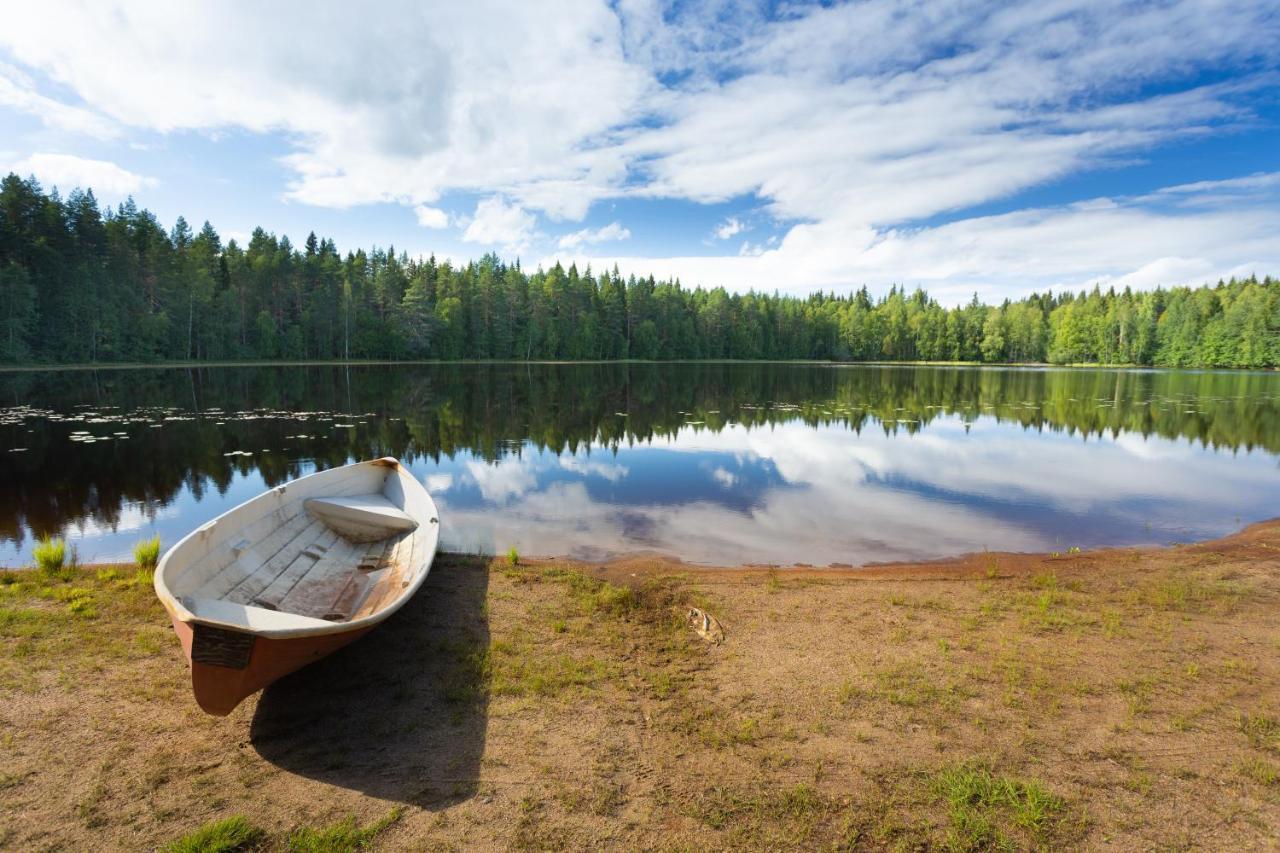 Lomaperkkiö Cottages Kajana Eksteriør bilde