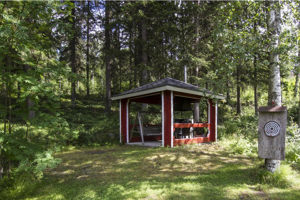 Lomaperkkiö Cottages Kajana Eksteriør bilde