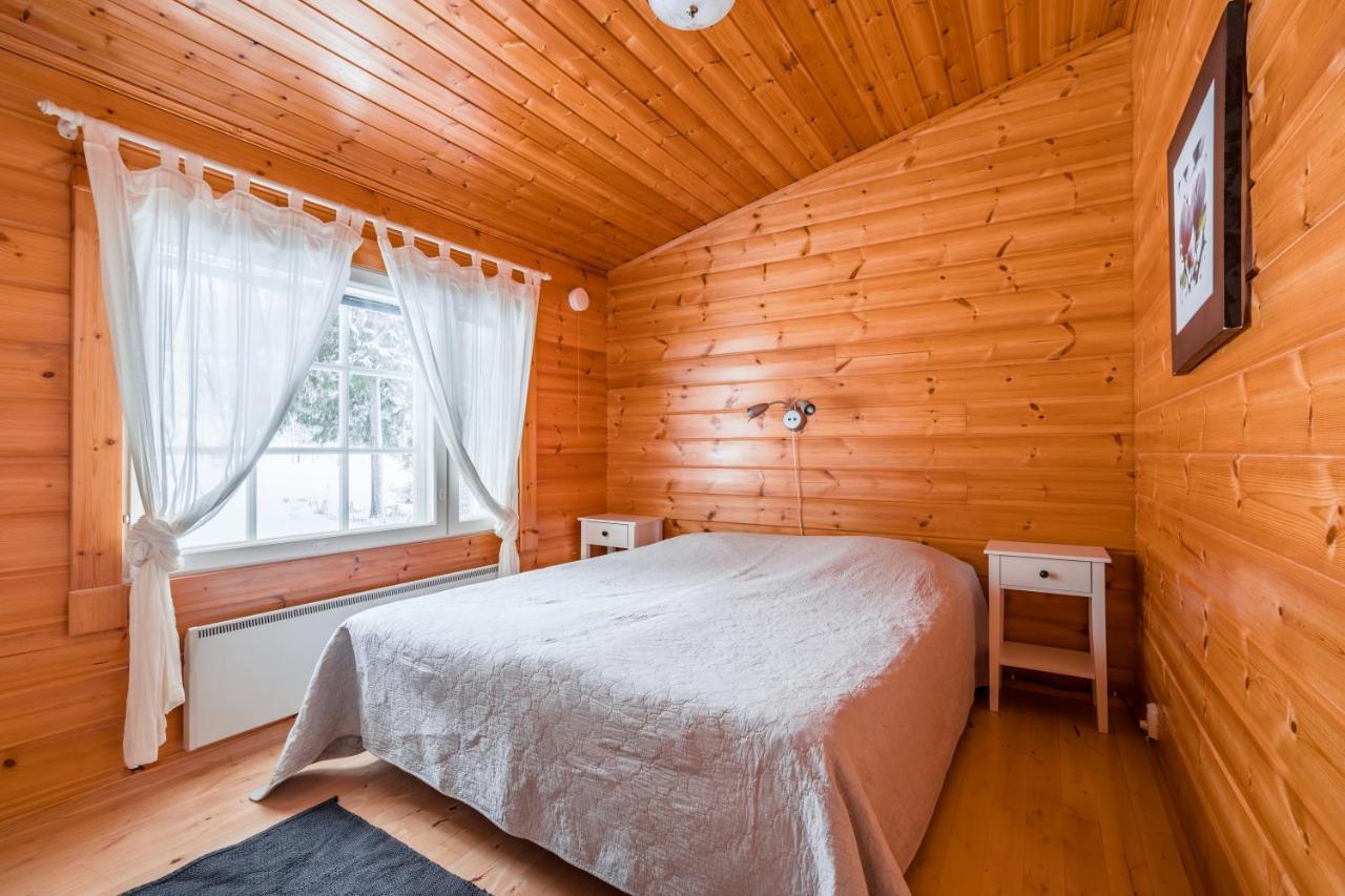 Lomaperkkiö Cottages Kajana Eksteriør bilde